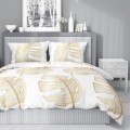 Pościel bawełniana 220x200. Na białym tle duże liście w kolorze imitujących złoto. Elegancka, jasna, duża pościel na łóżku w sypialni. Aranżacja sypialni. Wzór  numer 855 a.jpg
